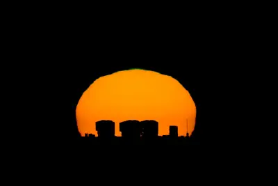 夕阳城市剪影 夕阳 城市 剪影 4K